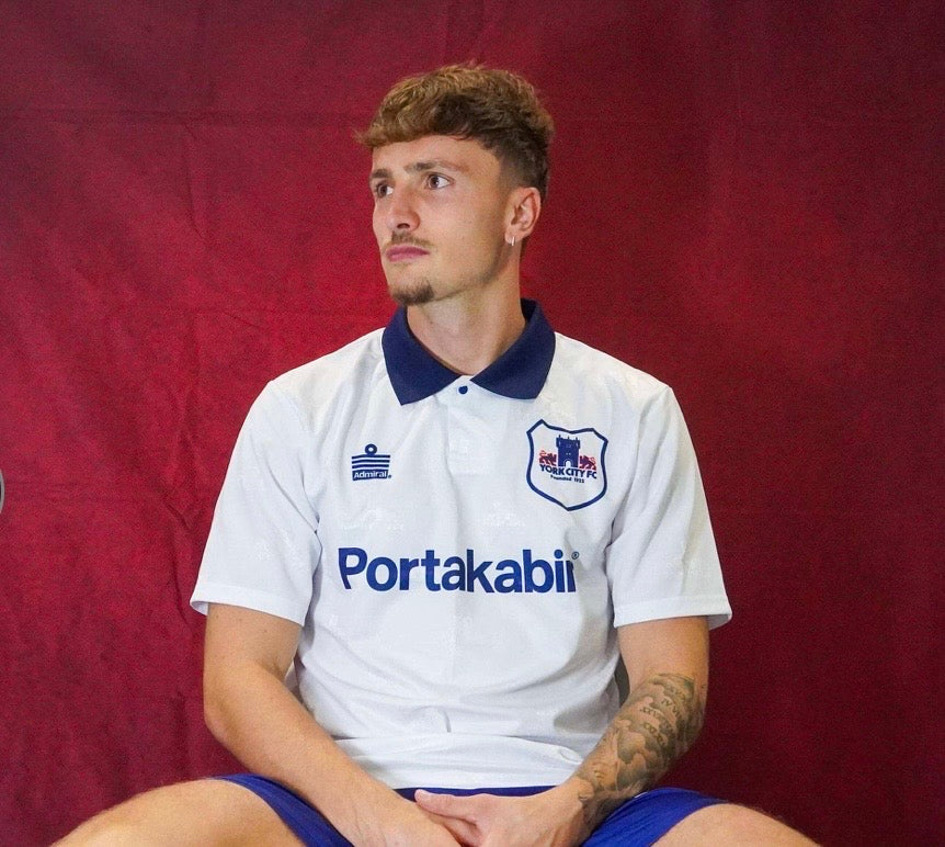 1996/97 Retro Shirt Away image 1