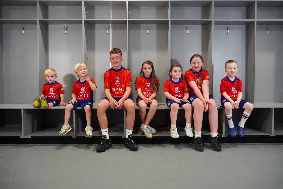 2026/27 Junior Replica Home Playing Shirt image 0